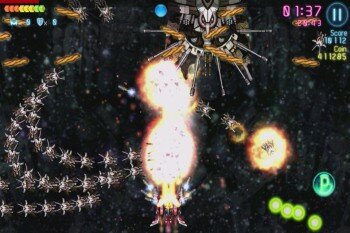 AstroWings Gold Flower -  bullet hell