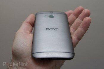 HTC    One (M8)