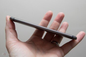 HTC представила флагманский смартфон One (M8)